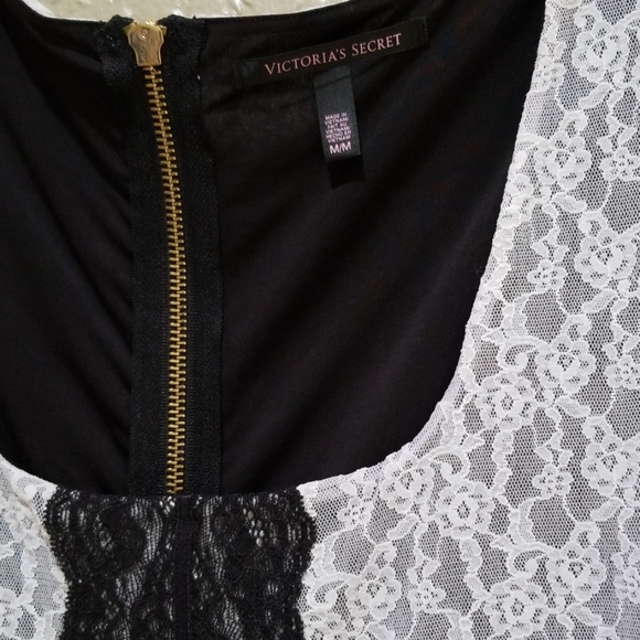 Dresses - Picture 2 of 5